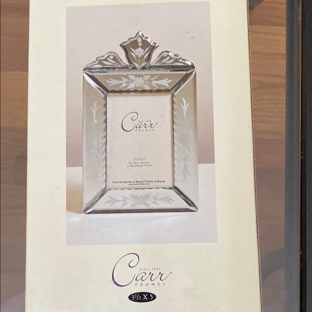 New Vintage Etched Mirror Top Arch Photo Frame - Picture 1 of 4